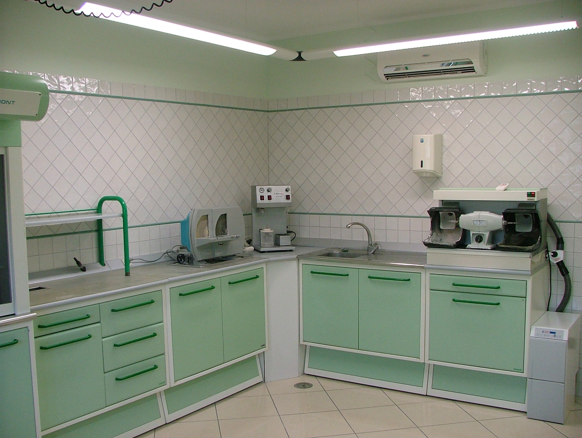 Area gessi, rifinitura e lucidatura